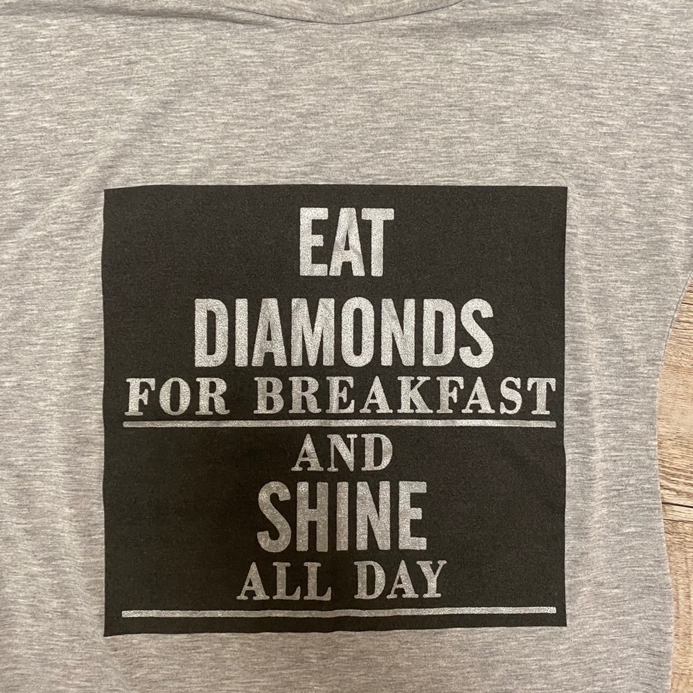 Graphic Tee - Picture 2 of 8